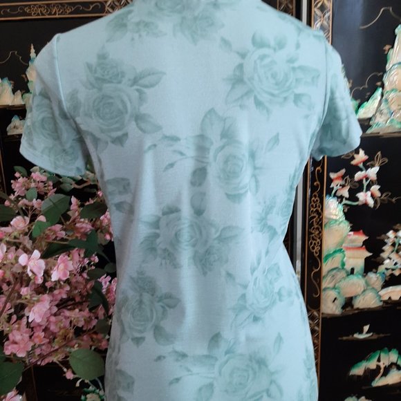 Tone on Tone Rose Design Sage Green Top - Picture 3 of 4